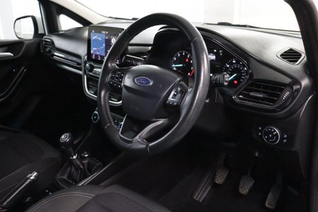 Ford Fiesta TITANIUM 35