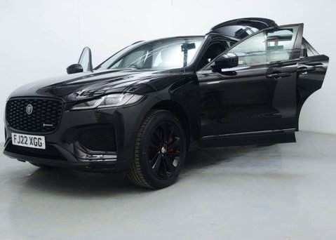Jaguar F-Pace 2.0 P400e 17.1kWh R-Dynamic Black SUV 5dr Petrol Plug-in Hybrid Auto AWD Eu 57