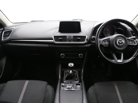 Mazda 3 2.0 SKYACTIV-G Sport Nav Fastback Euro 6 (s/s) 4dr 9
