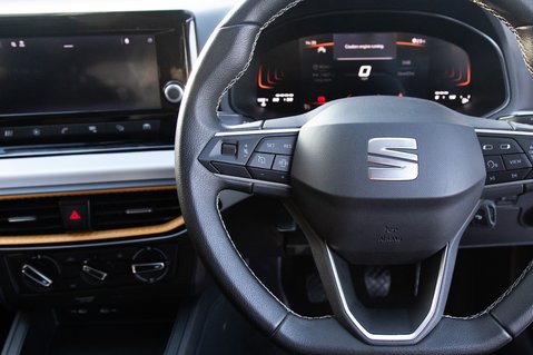 SEAT Ibiza TSI SE 19