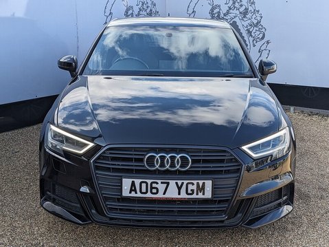 Audi A3 TFSI BLACK EDITION 2