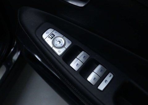 Hyundai SANTA FE 1.6 T-GDi 13.8kWh Ultimate SUV 5dr Petrol Plug-in Hybrid Auto 4WD Euro 6 (s 40