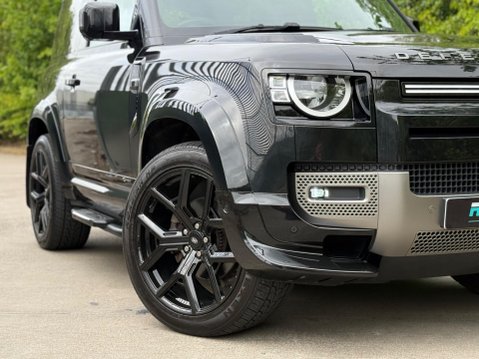 Land Rover Defender 3.0 D250 MHEV X-Dynamic S Auto 4WD Euro 6 (s/s) 3dr 9