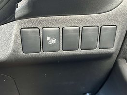 Mitsubishi Outlander 2.4 Outlander Design PHEV CVT 4WD 5dr 67