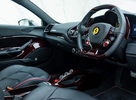 Ferrari 488 GTB Tailor Made 13