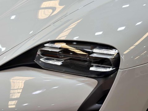 Porsche Taycan Performance Plus 93.4kWh 4S Saloon 4dr Electric Auto 4WD (571 ps) 31