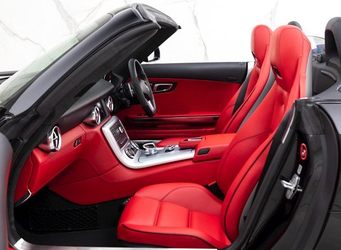 Mercedes-Benz SLS AMG Roadster 14