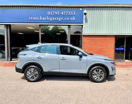 Nissan Qashqai 1.3 Qashqai Acenta Premium DiG-T MHEV 5dr 10