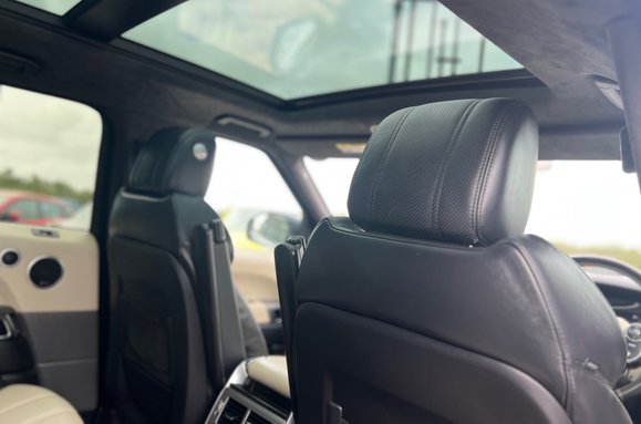 Land Rover Range Rover Sport 3.0 SDV6 AUTOBIOGRAPHY DYNAMIC AUTO 24