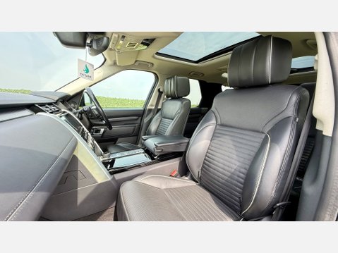 Land Rover Discovery SDV6 HSE LUXURY 39