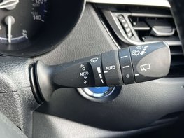 Toyota C-HR 2.0 C-HR Excel HEV CVT 5dr 59