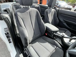 BMW 2 Series 2.0 220i M Sport Auto 2dr 68