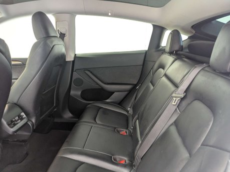 Tesla Model Y ModeL Y Long Range AWD 4WD 5dr 41