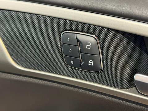 Ford Mondeo 2.0 TDCi Vignale Powershift Euro 6 (s/s) 5dr 35