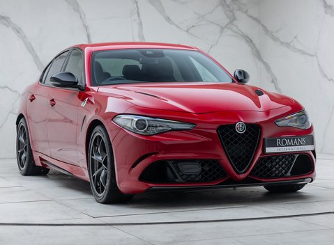 Alfa Romeo Giulia QUADRIFOGLIO 9