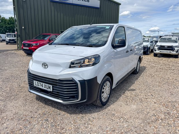 Toyota Proace LWB L2H1 [SOLD MM] Low Roof (Category N) Icon 310 Air Con Nav Sensors EURO 2
