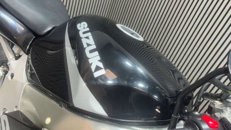 Suzuki GSXR 600 1999 SRAD GOOD RUNNING PROJECT BIKE 600CC SPORT 24