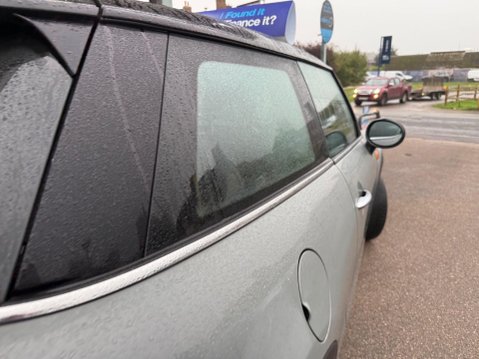 Mini Hatch 1.5 Cooper Euro 6 (s/s) 3dr 34