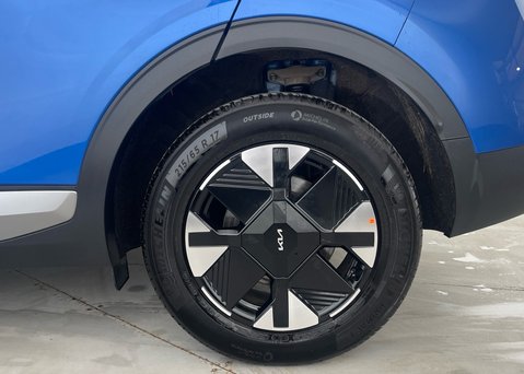 Kia Sportage 'Pure' 1.6 T-GDi HEV 15