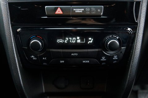 Suzuki Vitara KURO 33