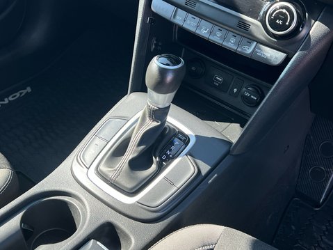 Hyundai KONA GDI PREMIUM 27
