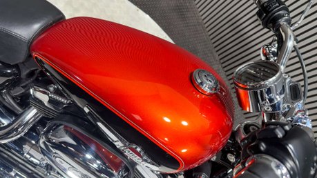 Harley-Davidson Sportster 1200 XL1200C 2011 ONLY 7K NEW MOT CUSTOM CRUISER BIKE 44