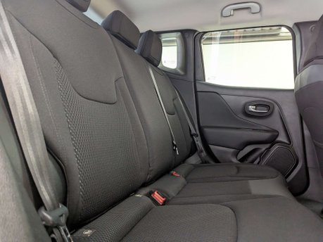 Jeep Renegade 1.0 Renegade Night Eagle 5dr 51