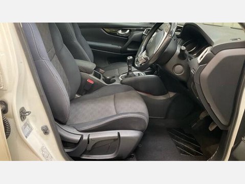Nissan Qashqai 1.2 DIG-T n-tec+ 2WD Euro 5 (s/s) 5dr 6