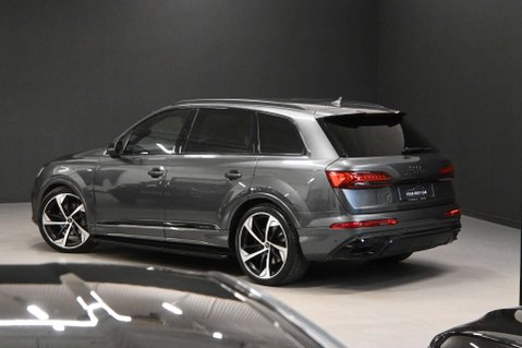 Audi Q7 3.0 Q7 Black Edition 55 TFSI MHEV Quattro Auto 4WD 5dr 25