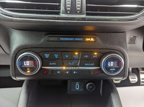 Ford Focus 1.0 Focus ST-Line X 5dr 67