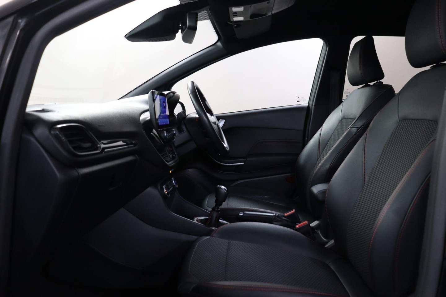 2021 Ford Fiesta — image 38