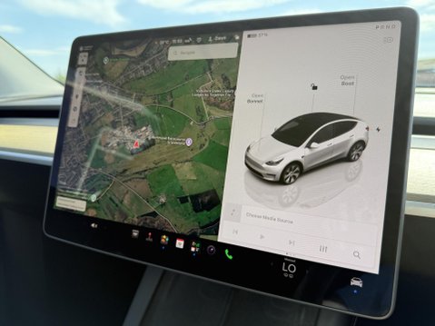Tesla Model Y (Dual Motor) Long Range SUV 5dr Electric Auto 4WDE (384 bhp) 39