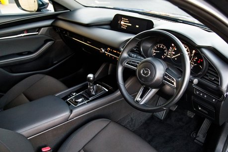 Mazda 3 SE-L LUX MHEV