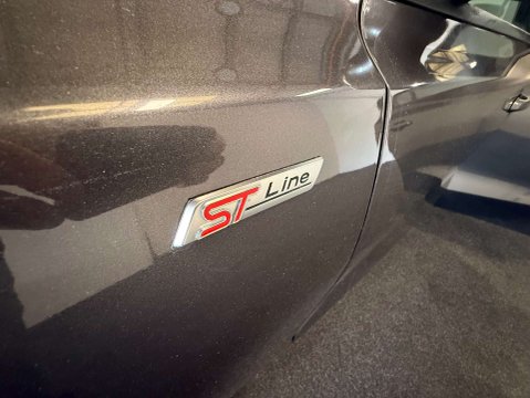 Ford Focus 1.0 Focus  ST-Line Edition MHEV 5dr 50