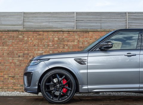 Land Rover Range Rover Sport 5.0 SVR 32