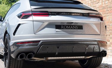 Lamborghini Urus 28