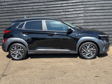 Hyundai KONA 1.6 Kona Premium GDi HEV Semi-Auto 5dr 6