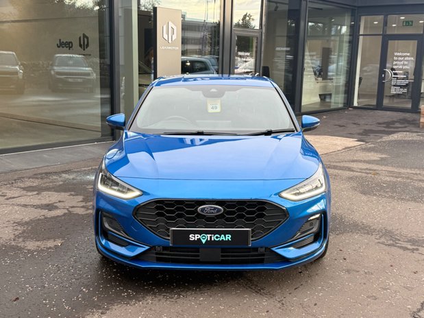 Ford Focus ST-LINE 2