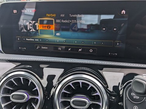 Mercedes-Benz A Class A 250 AMG LINE PREMIUM 30