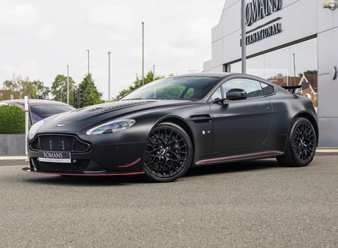Aston Martin V12 Vantage S 4