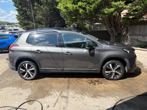 Peugeot 2008 S/S GT LINE 4