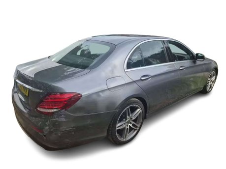 Mercedes-Benz E Class 2.0 E220d AMG Line Saloon 4dr Diesel G-Tronic+ Euro 6 (s/s) (194 ps) 3