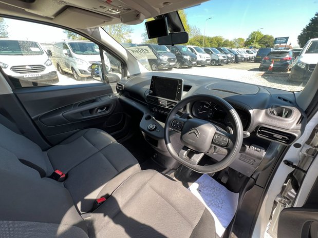Citroen Berlingo AUTO SWB (SOLD) L1H1 Enterprise 1000 A/C Camera Nav Sensors EURO 6 NO VAT 26