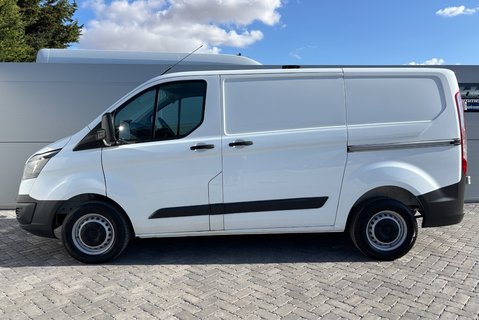 Ford Transit Custom 310 L1 105 ps Base Panel Van - Air Con 8