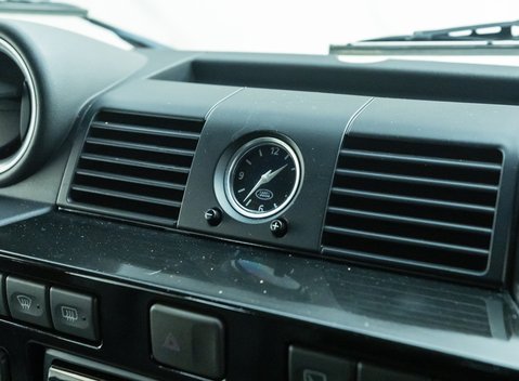 Land Rover Defender 110 ADVENTURE 24