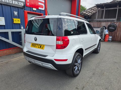 Skoda Yeti Outdoor SE DRIVE TSI 8