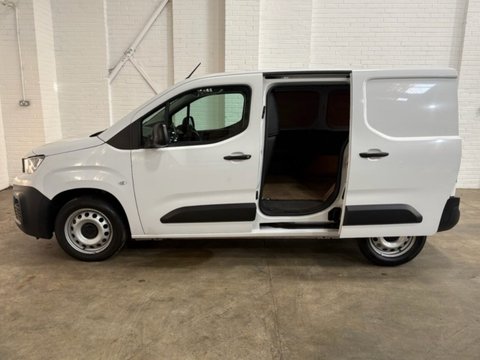 Peugeot Partner BLUEHDI PROFESSIONAL PREMIUM PLUS L1 10