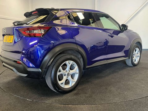 Nissan Juke 1.0 Juke N-Connecta DiG-T 5dr 6