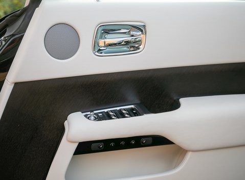 Rolls-Royce Wraith 21