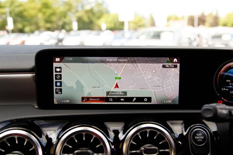Mercedes-Benz CLA Class CLA 250 E AMG LINE PREMIUM PLUS 25